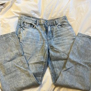 American eagle mom jeans